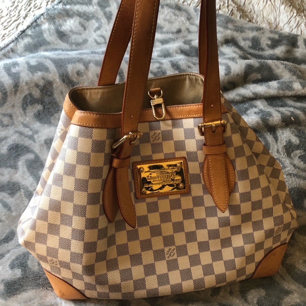 Louis Vuitton shoulder bag